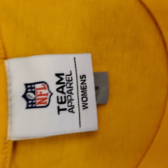 NWOT NFL WMNS SIZE S TEE - Picture 3 of 4